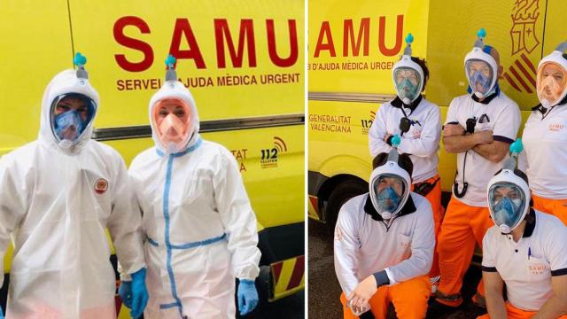 Los equipos de profesionales sanitarios Alfa 3 y Alfa 7 Valencia con las máscaras al inicio del turno de trabajo.