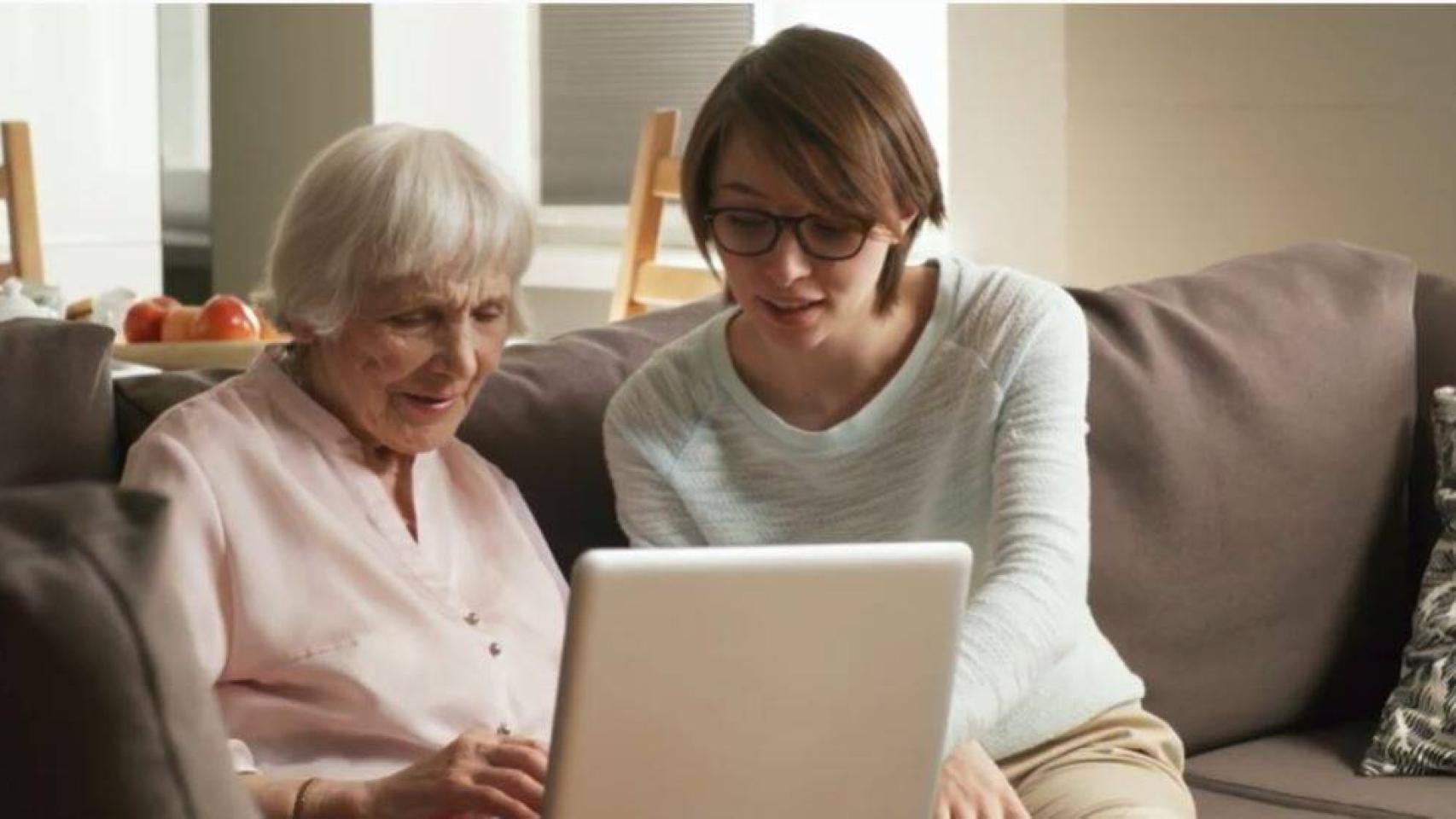 Aqualia anima a sus clientes a adherirse a la e-factura en estos días de confinamiento para consultar de forma ágil la factura en cualquier momento desde casa
