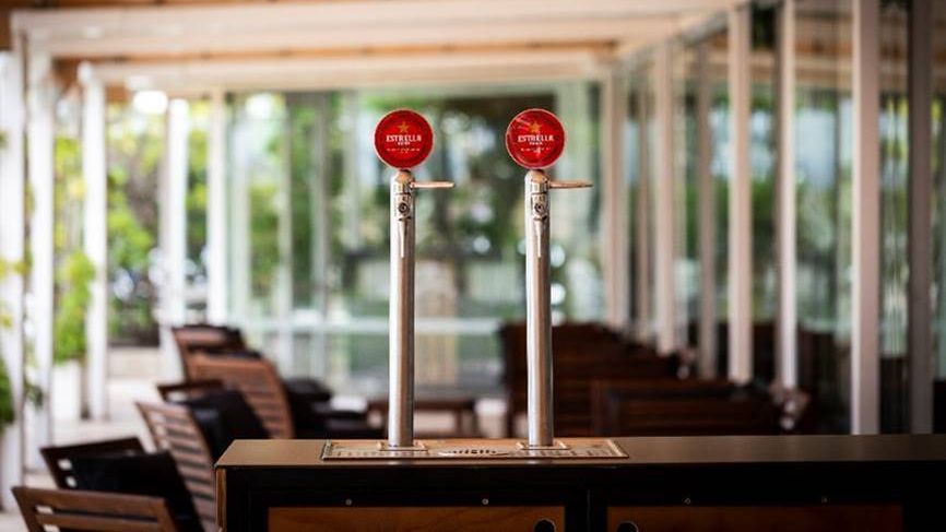 Damm repondrá más de 3,5 millones de litros de cerveza a los bares