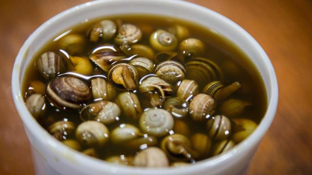 Una tarrina de caracoles.