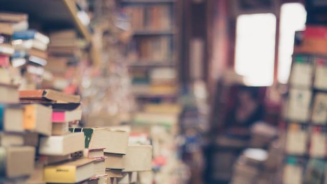 Imagen de una biblioteca.