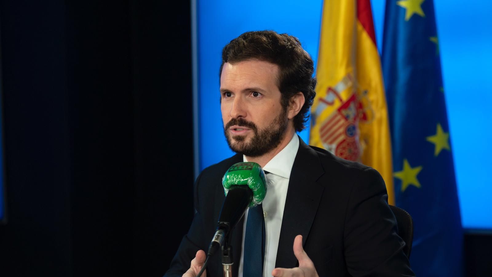 El presidente del PP, Pablo Casado, este lunes durante su entrevista con Onda Cero.