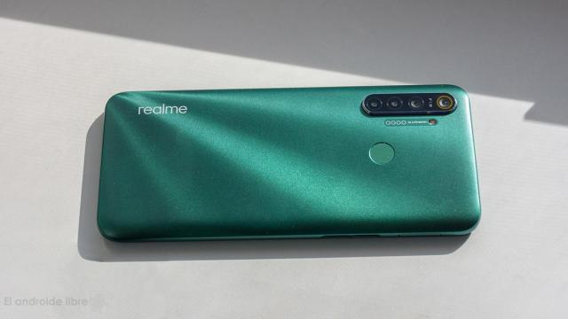 Análisis del realme 5i, un smartphone que resulta familiar