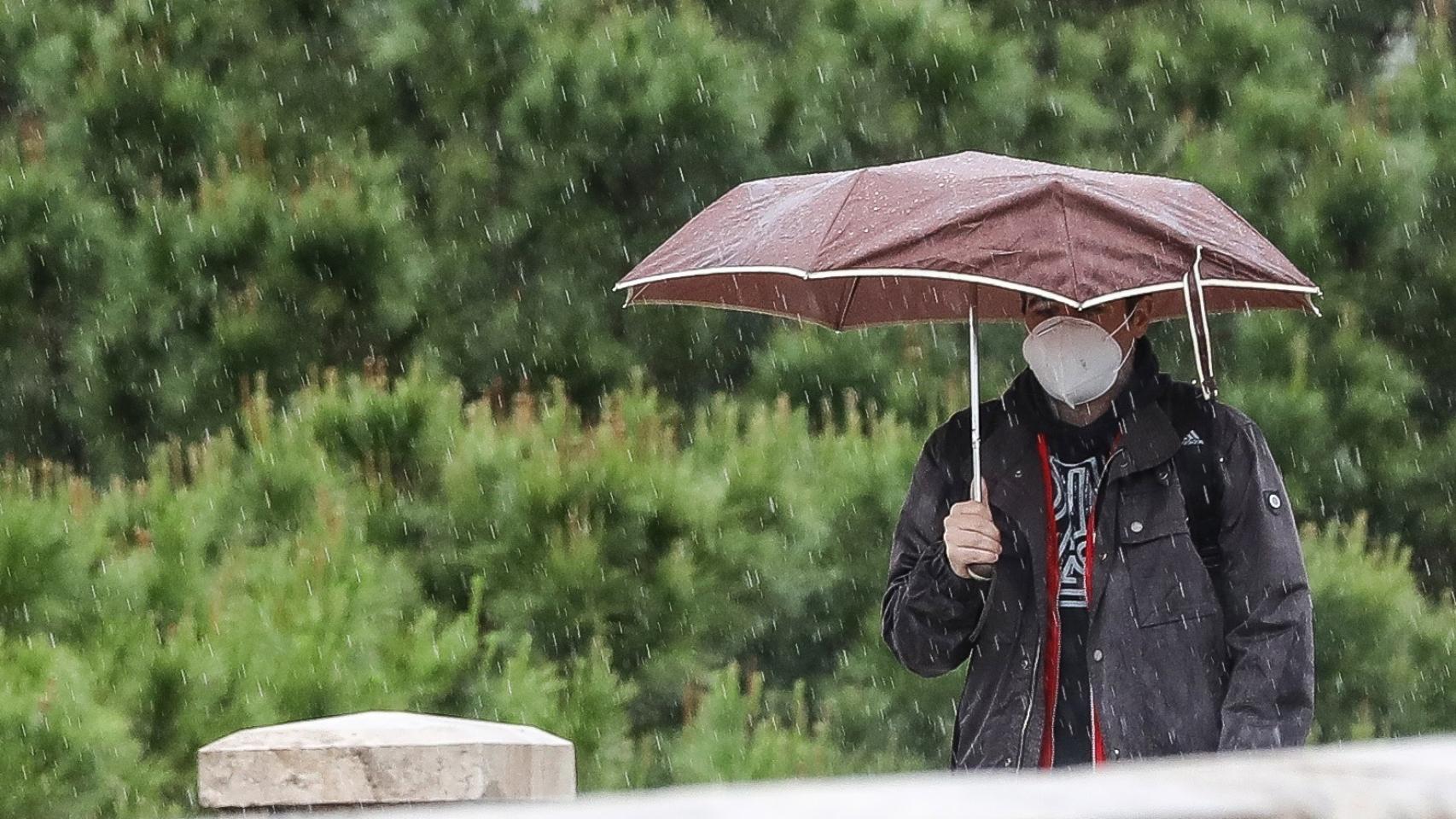 Mañana, fuertes tormentas en la mitad norte de la Península.
