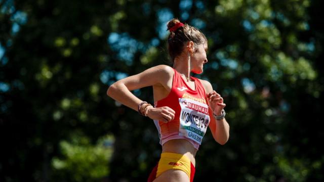 Irene Montejo, marchadora, durante una competición