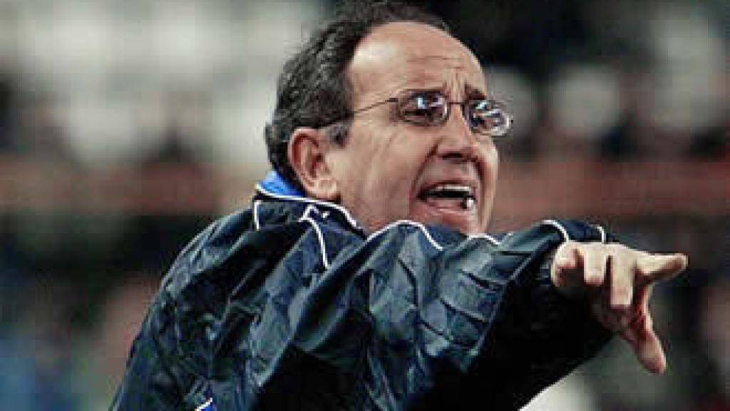 Irureta, durante un partido con el Deportivo de La Liga 1999/2000