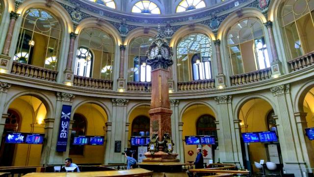 El parqué de la Bolsa de Madrid en una imagen de archivo.