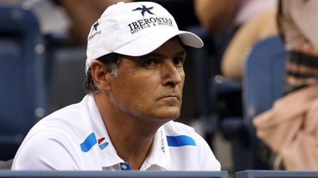 Toni Nadal, durante su etapa como entrenador de Rafa Nadal