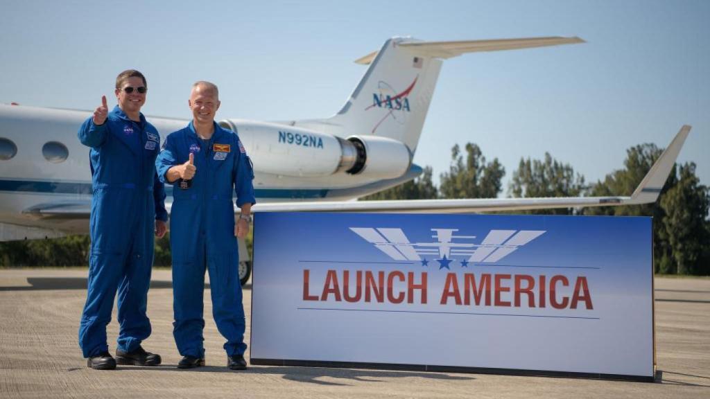 Astronautas encargados de la misión Demo-2