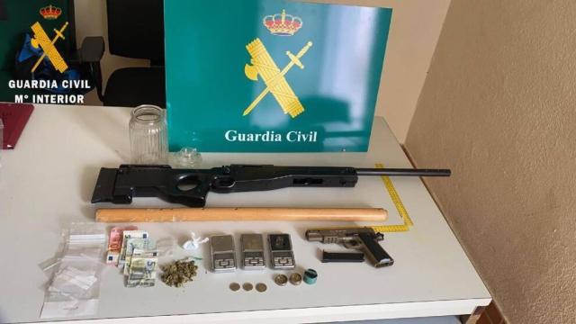 Los efectos intervenidos por la Guardia Civil en Torrijos (Toledo)