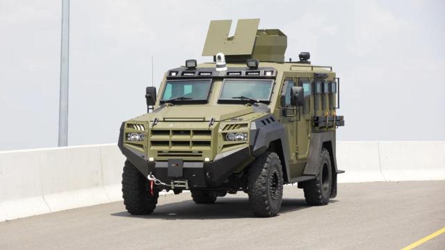 Roshel Senator APC, vehículo blindado.