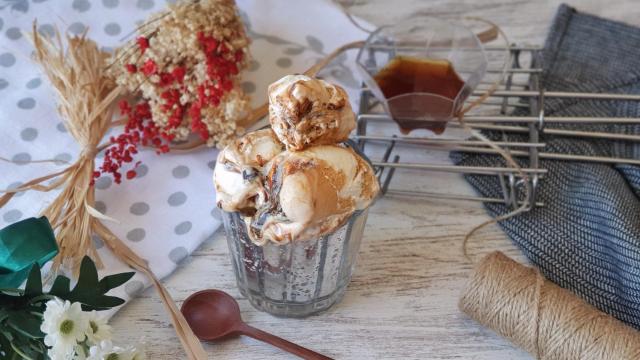Helado de café y nata