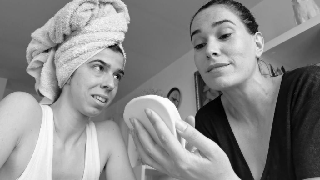 Celia y Julia en el corto de Paula Ortiz.