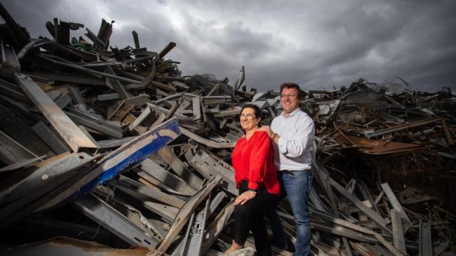 Emilia y Vicente, nietos del fundador de la empresa.
