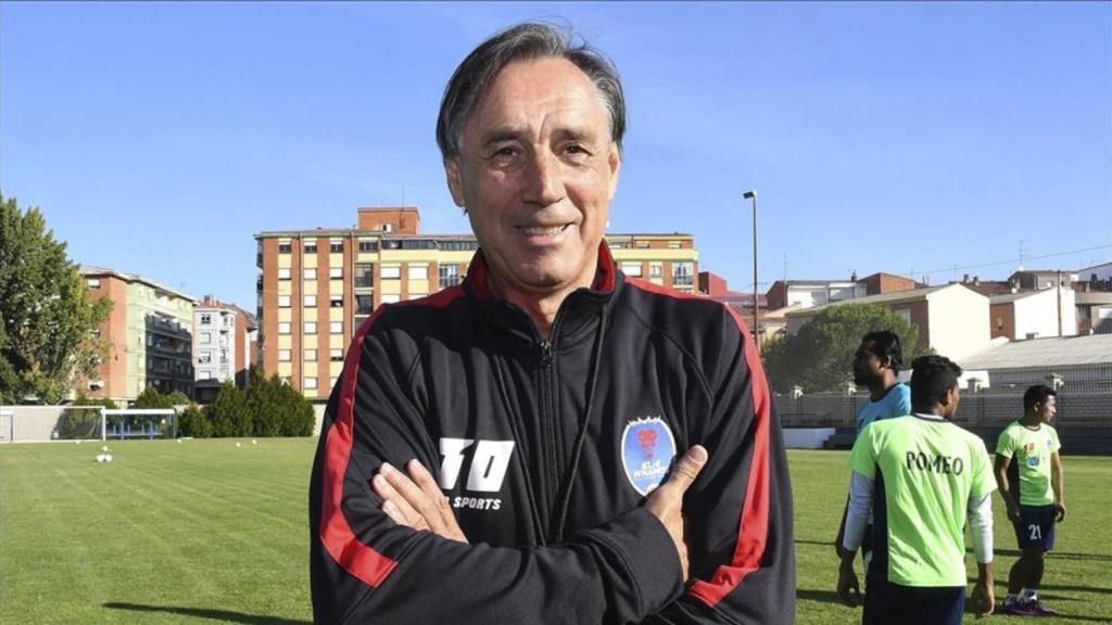 Miguel Ángel Portugal, durante un entrenamiento del Delhi Dynamos, de India