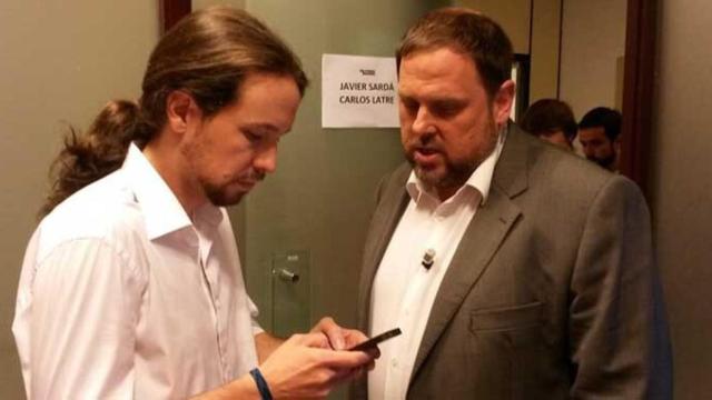 El líder de Podemos, Pablo Iglesias, y el presidente de ERC, Oriol Junqueras.