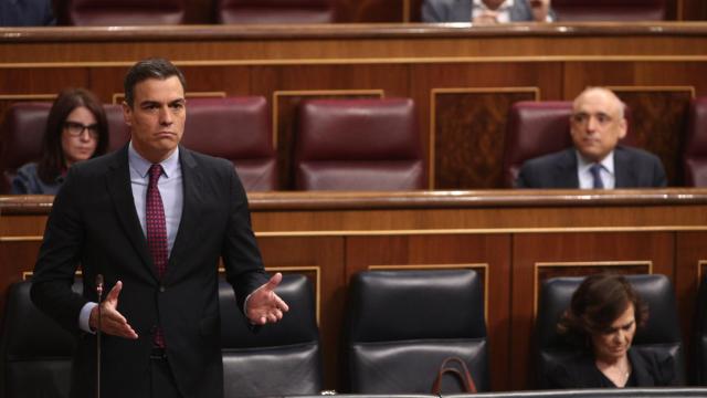 Pedro Sánchez en la sesión de control al Gobierno.