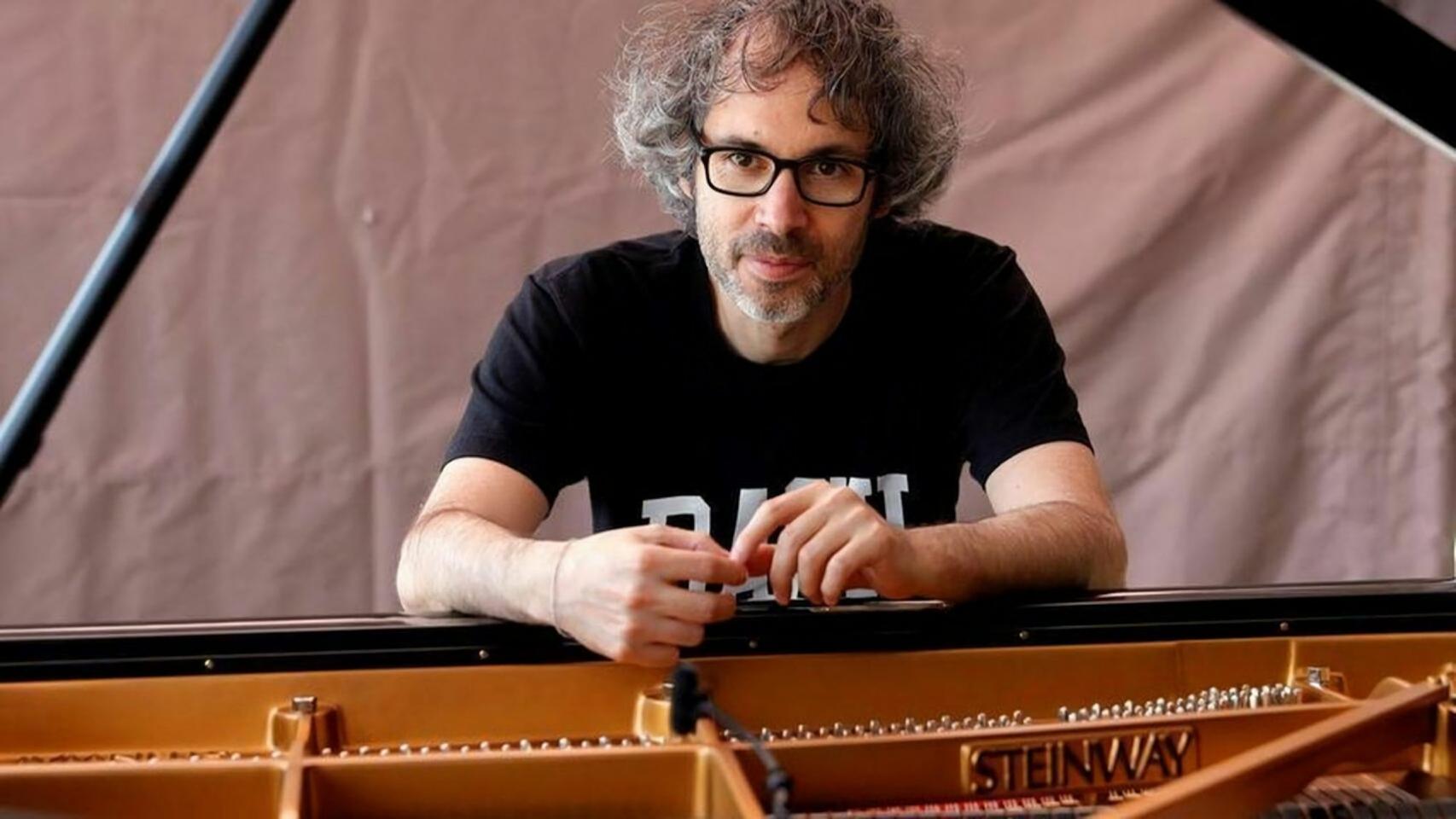 El pianista James Rhodes.
