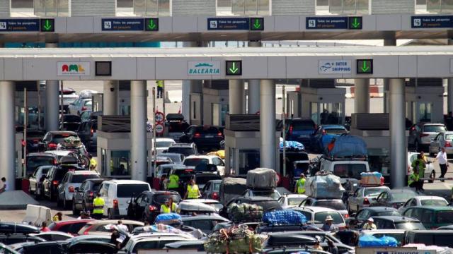 Imagen de archivo de la Operación Paso del Estrecho.