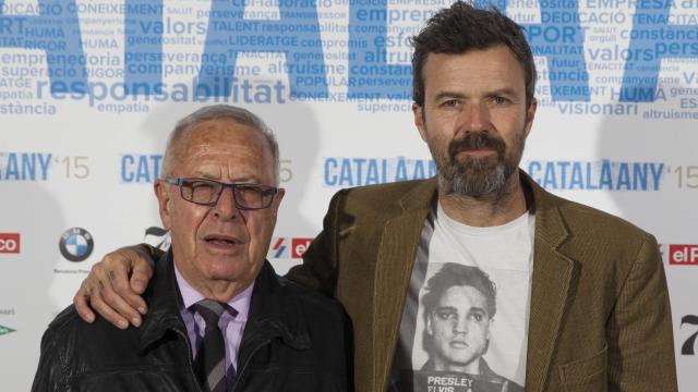Amado Donés junto a su hijo, Pau Donés, en la gala Català de l'any en el año 2016.