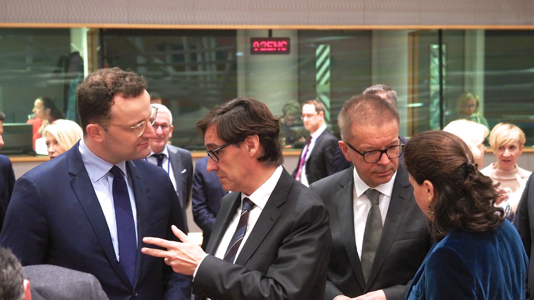 Salvador Illa, durante una reunión presencial de ministros de Sanidad de la UE