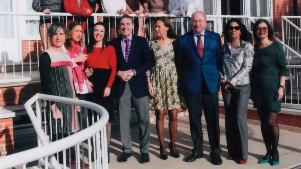 Foto de los hermanos Ramírez, con sus parejas y algunos de sus hijos en Logroño durante las Navidades de 2016.
