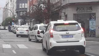 Parada de taxis de Os Mallos (A Coruña).