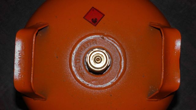 Trasladadas dos mujeres debido a la explosión de una bombona de gas en Noia (A Coruña)