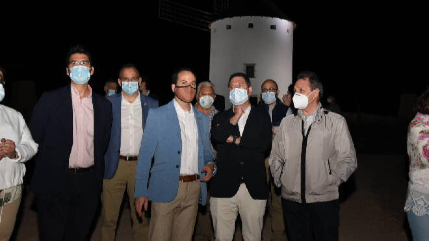 Inauguración de la nueva iluminación de los molinos de Herencia