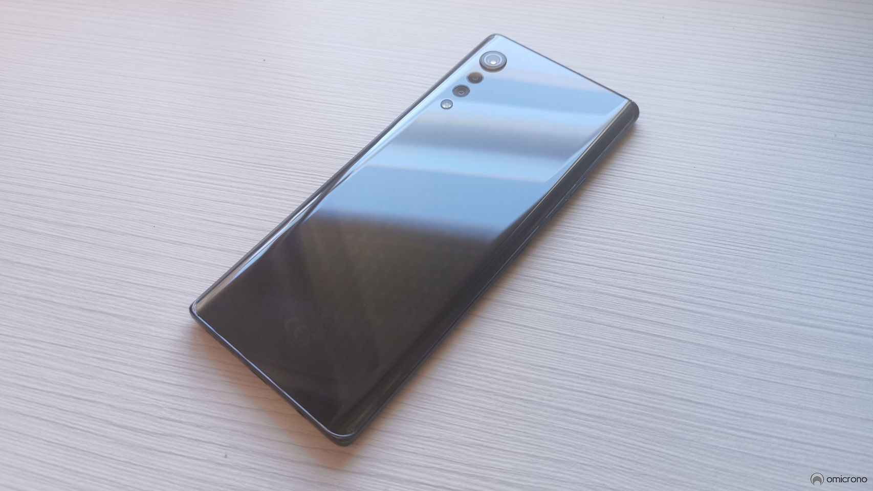 LG Velvet 5G.