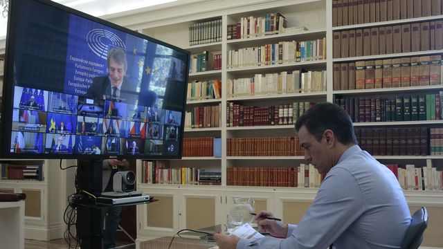 El presidente del Gobierno, Pedro Sánchez, durante la videocumbre de este viernes