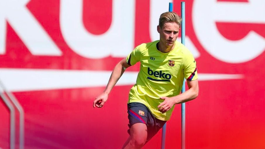 Frenkie De Jong entrenando con el Barcelona