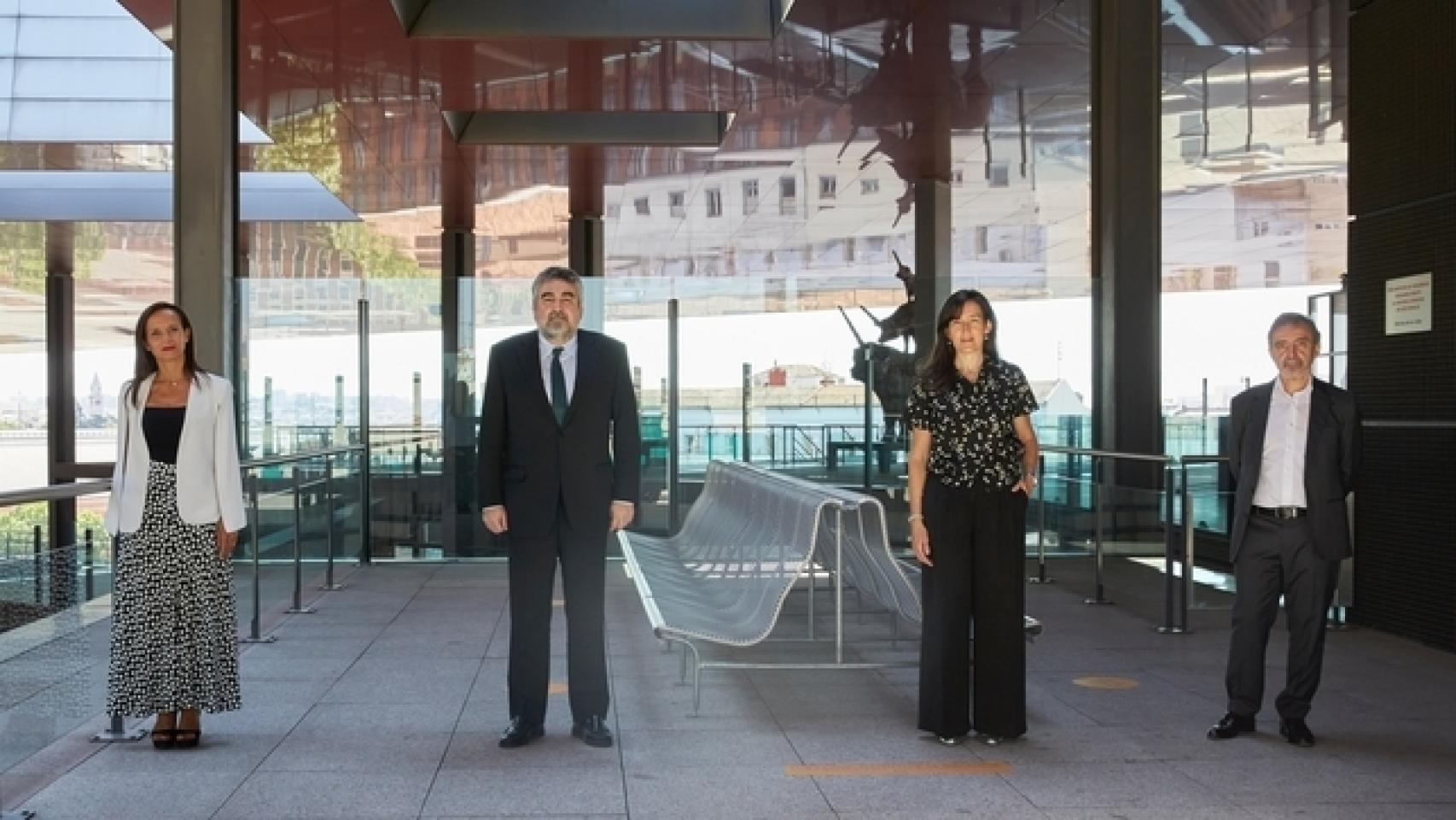 De izquierda a derecha: Beatriz Corredor Sierra, José Manuel Rodríguez Uribes, Ángeles González-Sinde y Manuel Borja-Villel.