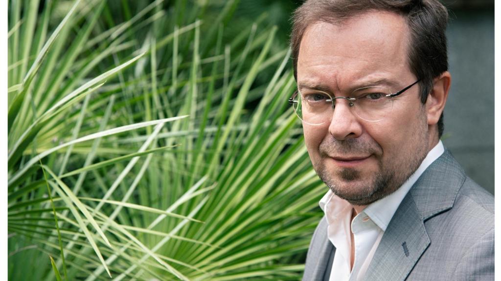 Javier Sierra.