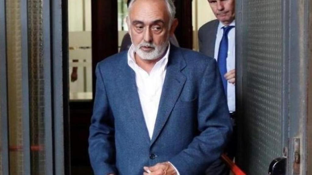 El exdirector técnico de la Faffe Fernando Vallén a la salida de los juzgados.