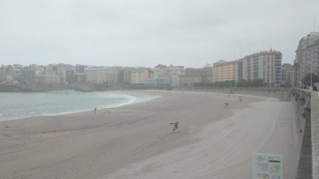 La playa del Orzán, hoy por la mañana.
