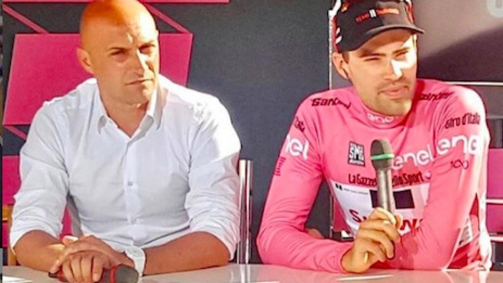 Garzelli junto a Tom Dumoulin