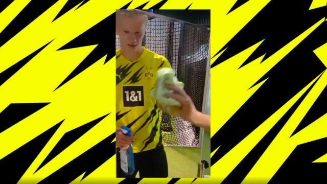 Haaland presenta la nueva camiseta del Borussia Dortmund