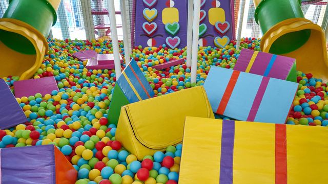 Abren los centros de ocio infantil de Galicia: Aforo al 75% y sin piscinas de bolas
