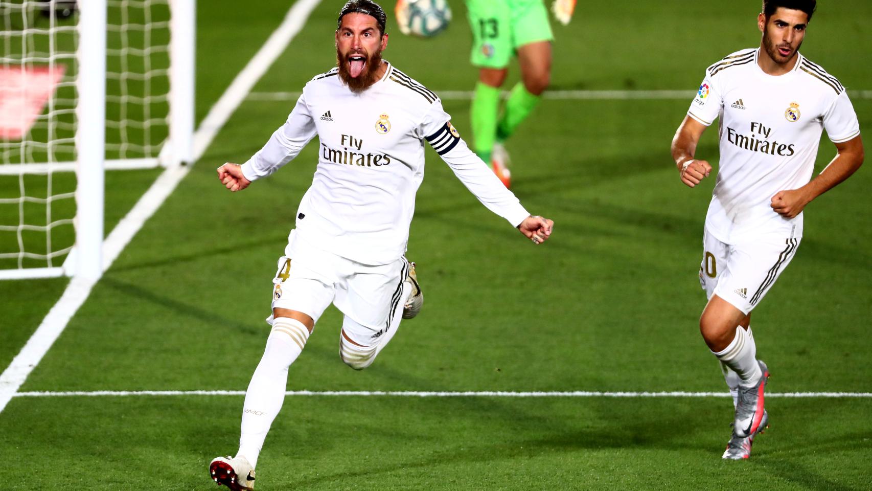 Sergio Ramos celebra su gol de penalti al Getafe