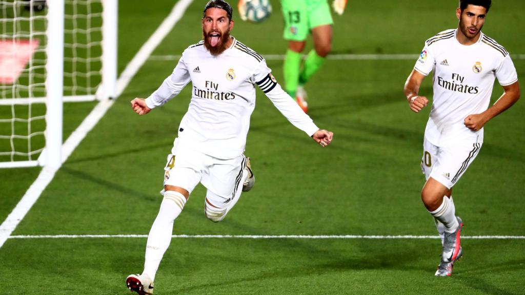 Sergio Ramos celebra su gol de penalti al Getafe