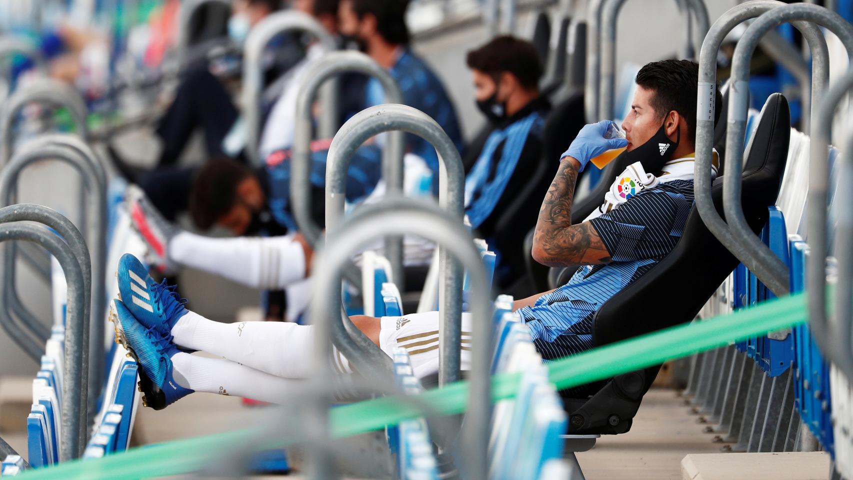 James Rodríguez, en las gradas del Di Stéfano