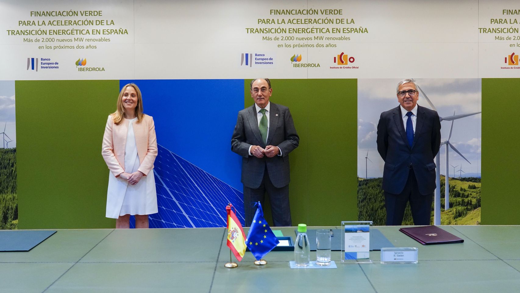 Iberdrola suscribe financiación con el BEI y el ICO por 800 millones para 20 proyectos de más de 2.000 MW