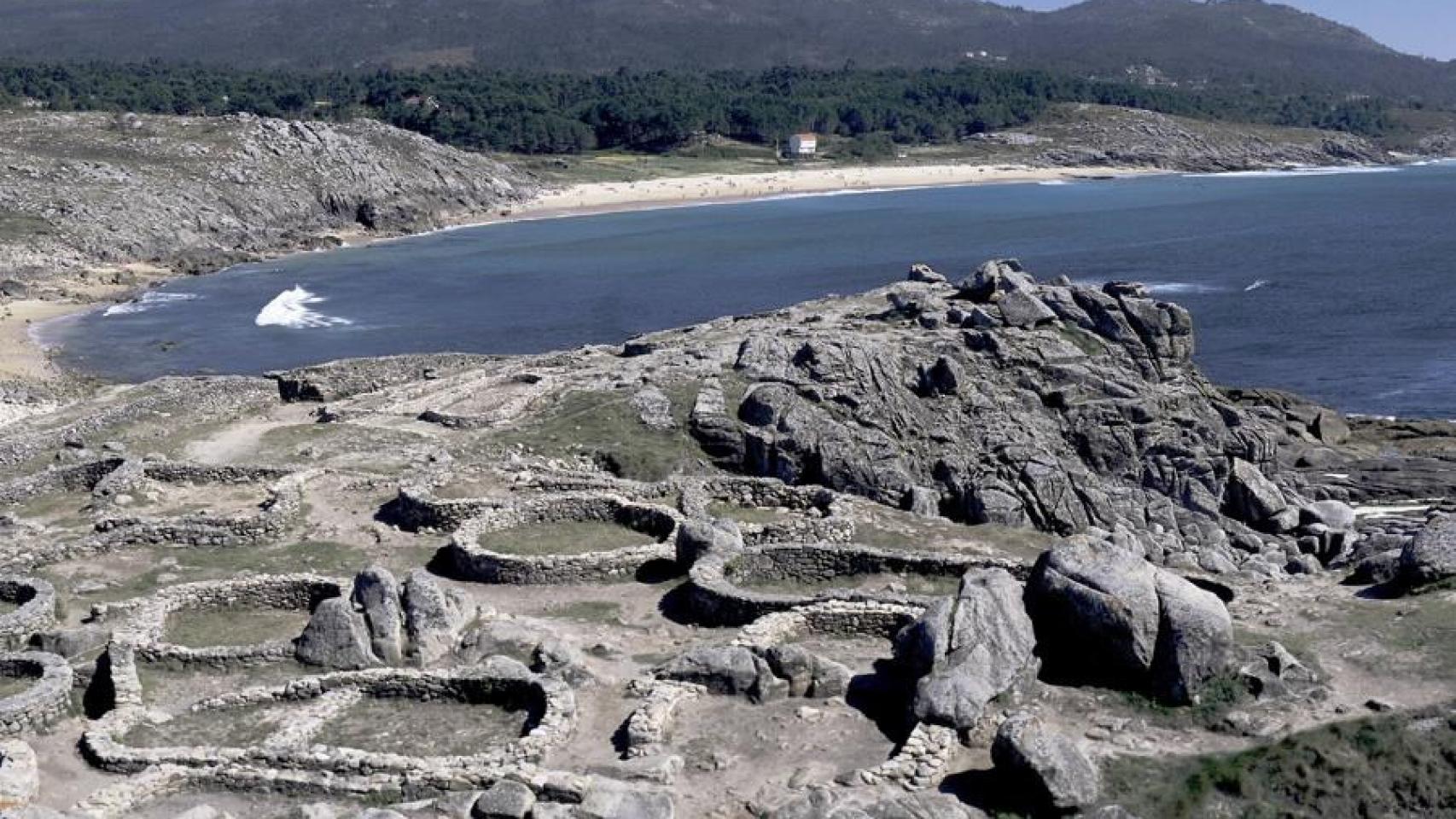 Fallece una percebeira en O Porto do Son (A Coruña) tras ser arrastrada por un golpe de mar