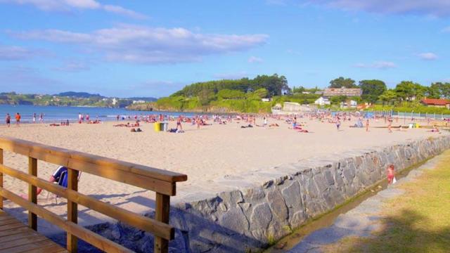 Playa de Bastiagueiro (Turismo de Galicia)