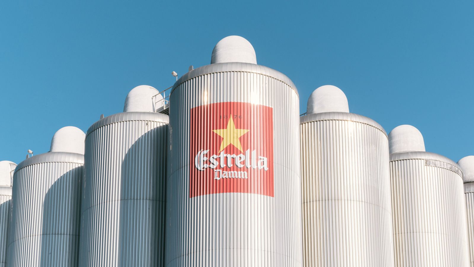 Silos de Damm.