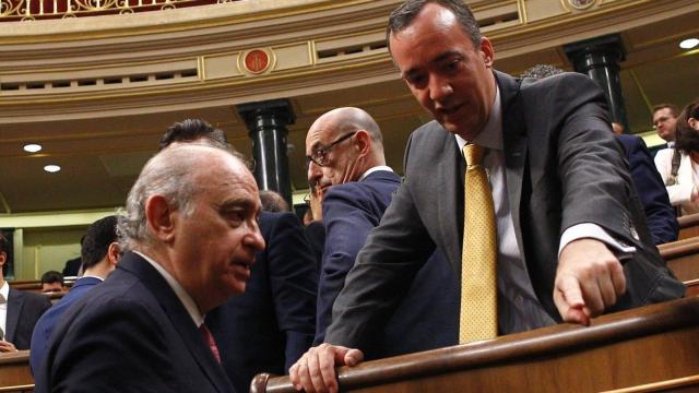 Francisco Martínez con Jorge Fernández Díaz en el Congreso de los Diputados.