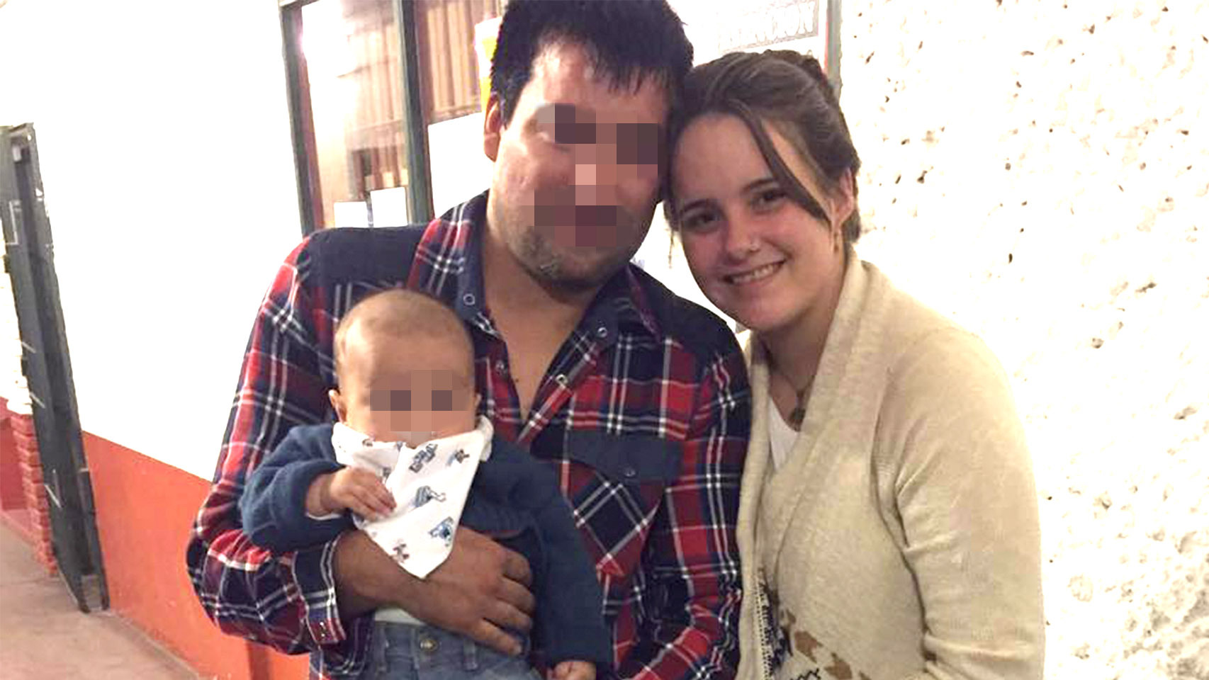El presunto asesino, Germán, junto a la víctima y su hijo.