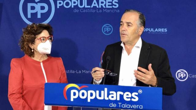 Carmen Riolobos y José Julián Gregorio, este viernes en rueda de prensa