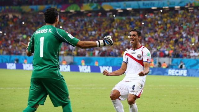 Keylor Navas celebra una acción con Costa Rica durante el Mundial 2014
